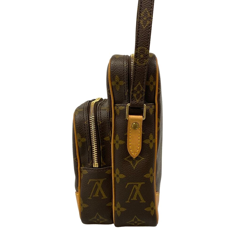Louis Vuitton Amazone Monogram Shoulder Bag M45236 - Picture 4 of 15